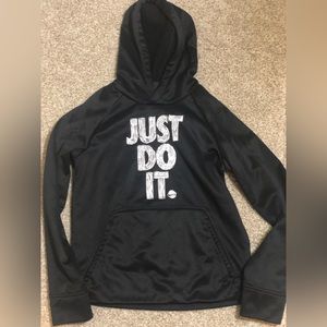 Nike Therma Hoodie unisex Size medium